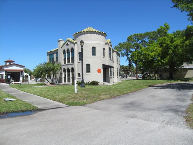 424 PENSACOLA ROAD, Venice, FL 34285
