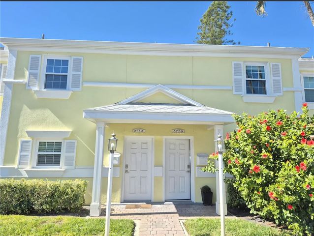 3739 POMPANO DRIVE SE, St Petersburg, FL 33705