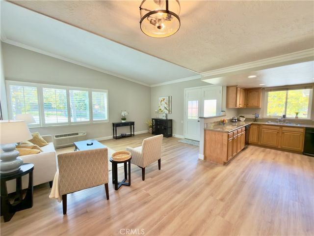 251 Calle Aragon D, Laguna Woods, CA 92637