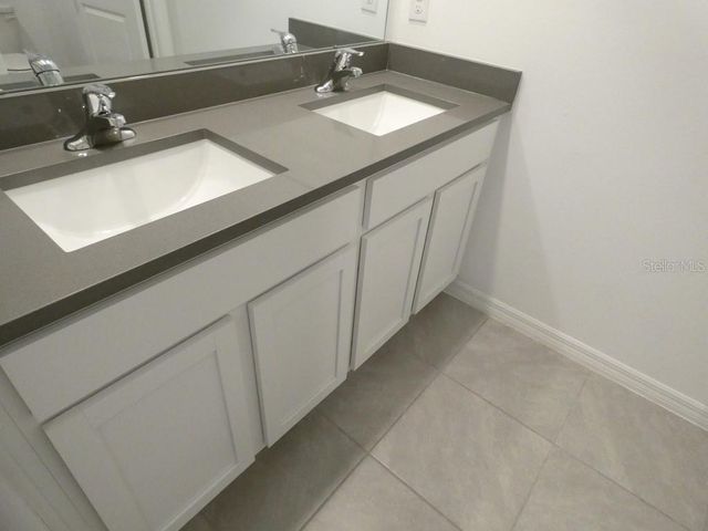 1257 MARITIME HAMMOCK AVENUE, Ruskin, FL 33570