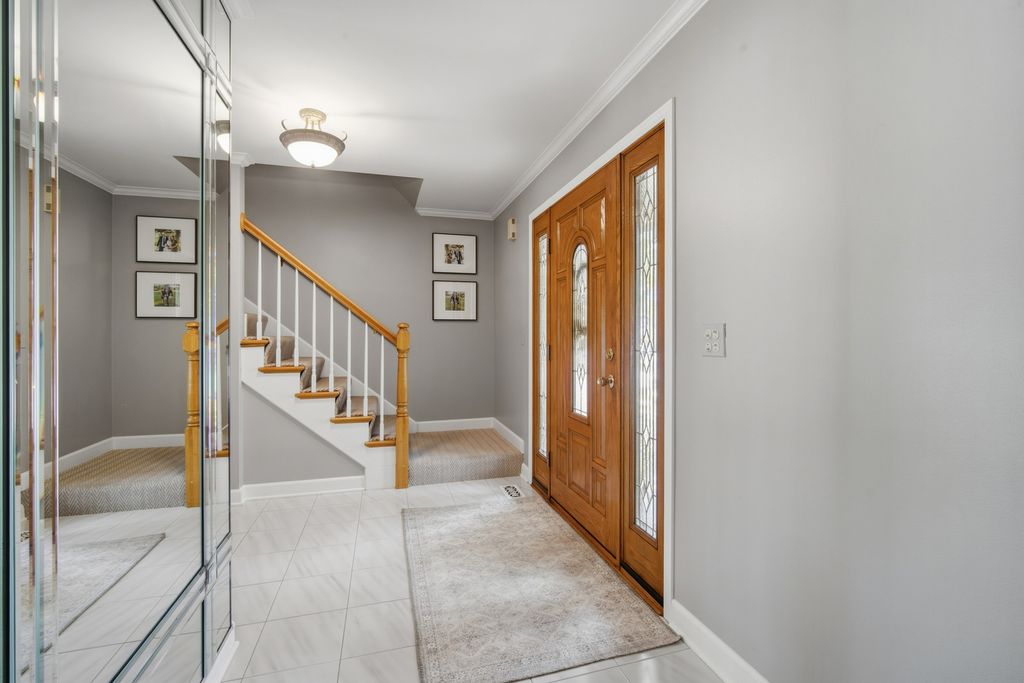 1410 E Eton Drive, Arlington Heights, IL 60004 — photo 4