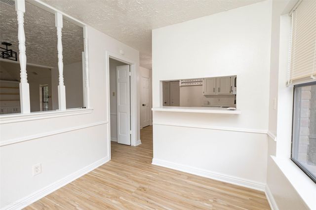 9810 Jockey Club Drive, Houston, TX 77065