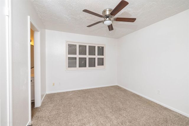 9810 Jockey Club Drive, Houston, TX 77065