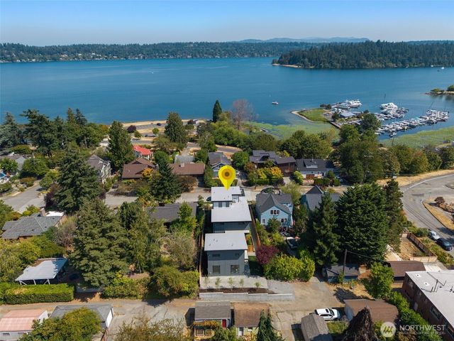 4219 51st Avenue S, Seattle, WA 98118