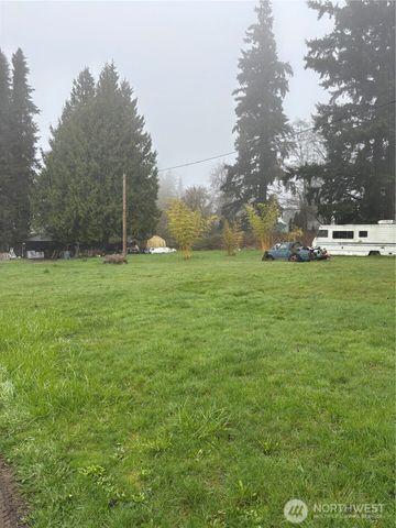 3320 13th St SW, Puyallup, WA 98373