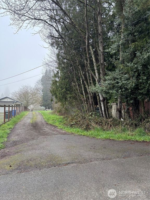 3320 13th St SW, Puyallup, WA 98373