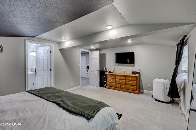 120 N Oronogo Street, Webb City, MO 64870