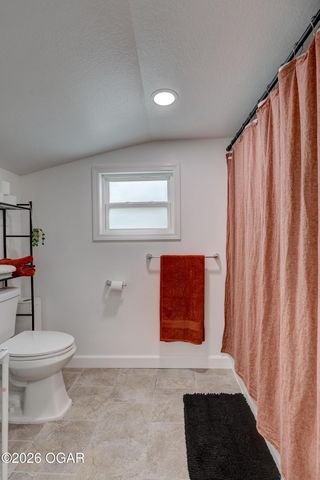 120 N Oronogo Street, Webb City, MO 64870