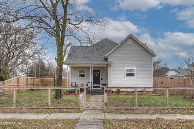 120 N Oronogo Street, Webb City, MO 64870