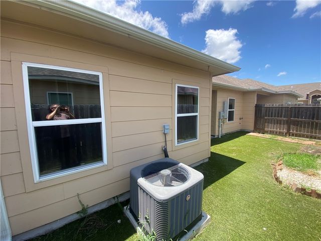 7706 Arshan Lane, Corpus Christi, TX 78413