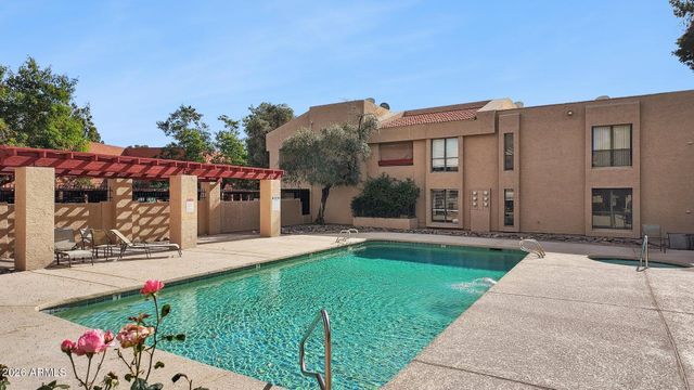 3131 W COCHISE Drive 202, Phoenix, AZ 85051