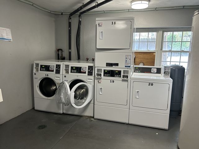 273 Boston Post Rd E 12, Marlborough, MA 01752