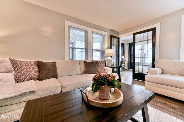 6 N Hollywood Avenue, Gloversville, NY 12078