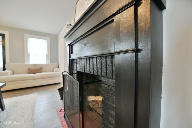 6 N Hollywood Avenue, Gloversville, NY 12078