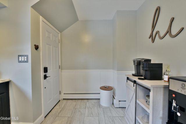 6 N Hollywood Avenue, Gloversville, NY 12078