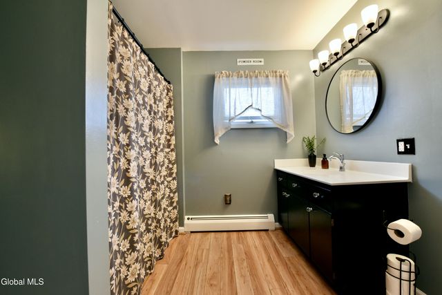 6 N Hollywood Avenue, Gloversville, NY 12078