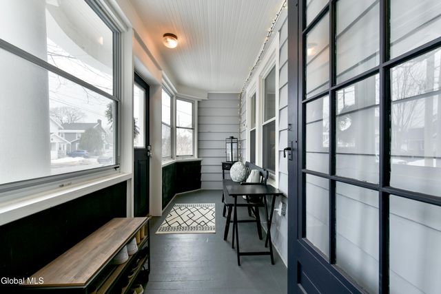 6 N Hollywood Avenue, Gloversville, NY 12078