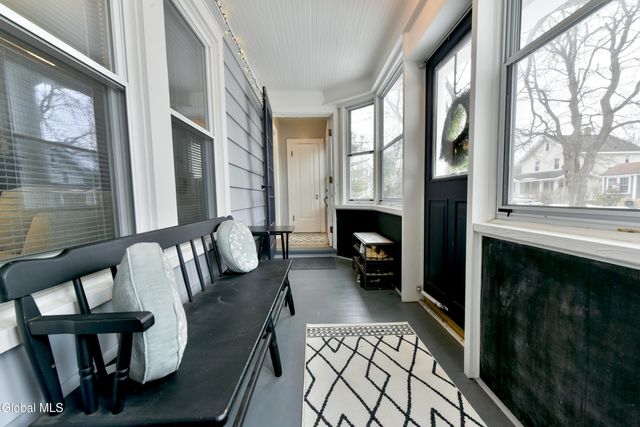 6 N Hollywood Avenue, Gloversville, NY 12078