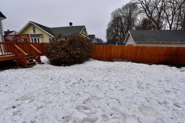 6 N Hollywood Avenue, Gloversville, NY 12078