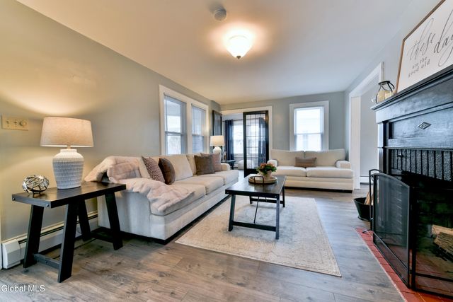 6 N Hollywood Avenue, Gloversville, NY 12078