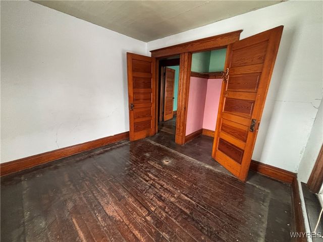 459 East Avenue, Lockport City, NY 14094