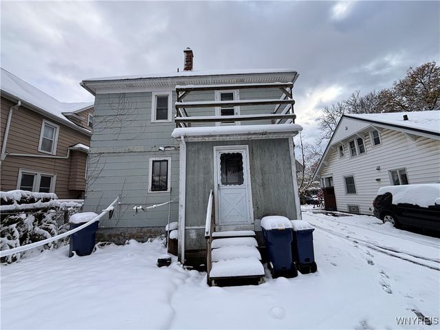 459 East Avenue, Lockport City, NY 14094