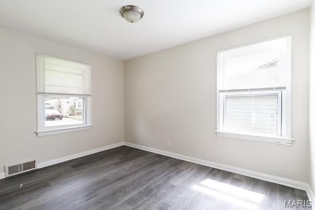 445 Plaza Avenue, Ferguson, MO 63135