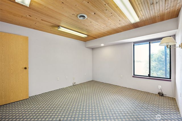 4926 Shorecrest Drive NE, Moses Lake, WA 98837