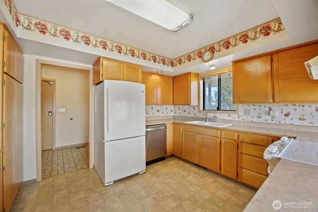 4926 Shorecrest Drive NE, Moses Lake, WA 98837