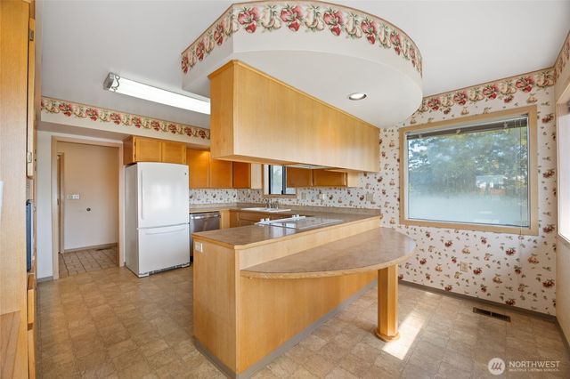 4926 Shorecrest Drive NE, Moses Lake, WA 98837