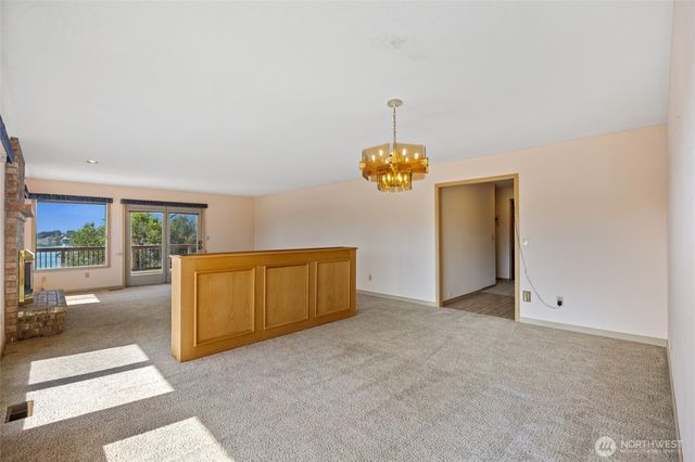 4926 Shorecrest Drive NE, Moses Lake, WA 98837