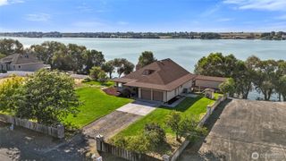 4926 Shorecrest Drive NE, Moses Lake, WA 98837
