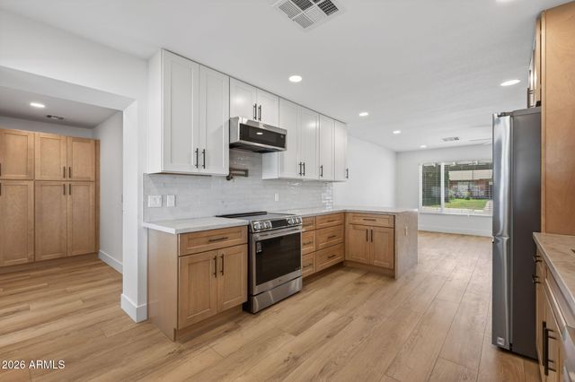 8702 E MONTE VISTA Road, Scottsdale, AZ 85257