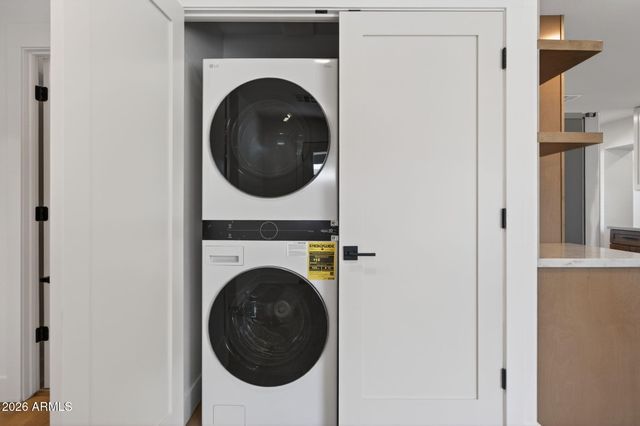 8702 E MONTE VISTA Road, Scottsdale, AZ 85257