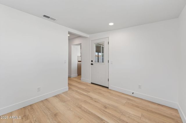 8702 E MONTE VISTA Road, Scottsdale, AZ 85257