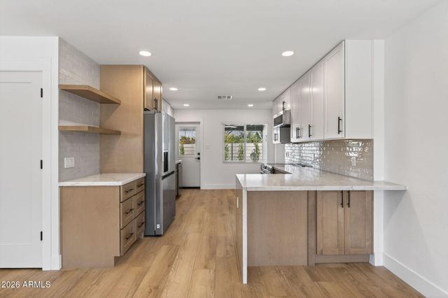 8702 E MONTE VISTA Road, Scottsdale, AZ 85257