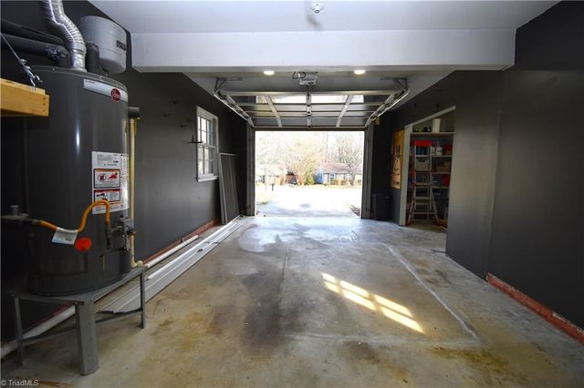 5107 Bayberry Lane, Greensboro, NC 27455