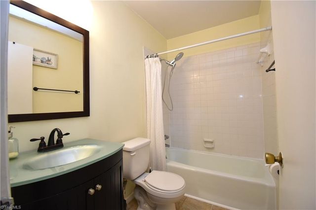 5107 Bayberry Lane, Greensboro, NC 27455