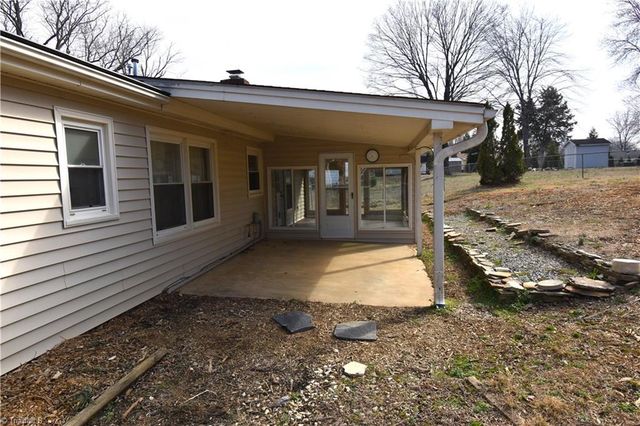 5107 Bayberry Lane, Greensboro, NC 27455