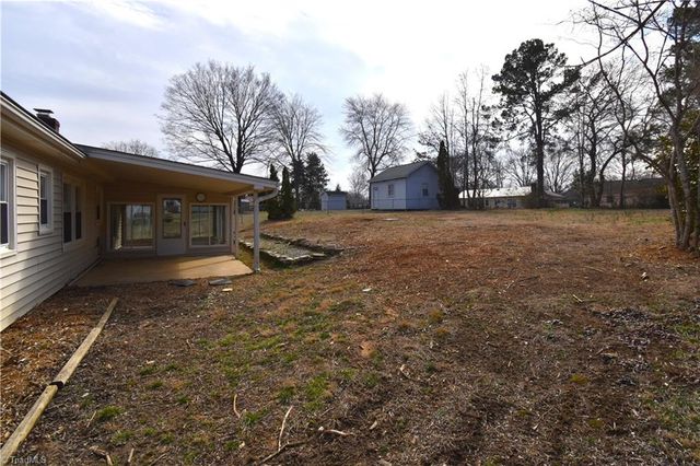 5107 Bayberry Lane, Greensboro, NC 27455