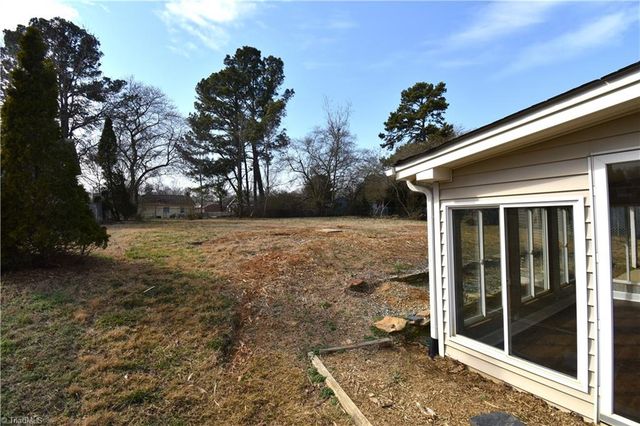 5107 Bayberry Lane, Greensboro, NC 27455