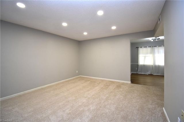 5107 Bayberry Lane, Greensboro, NC 27455