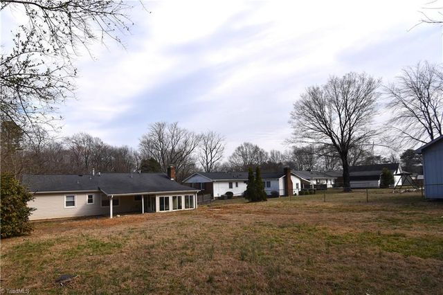 5107 Bayberry Lane, Greensboro, NC 27455