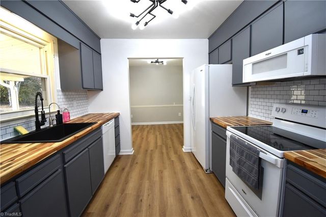 5107 Bayberry Lane, Greensboro, NC 27455