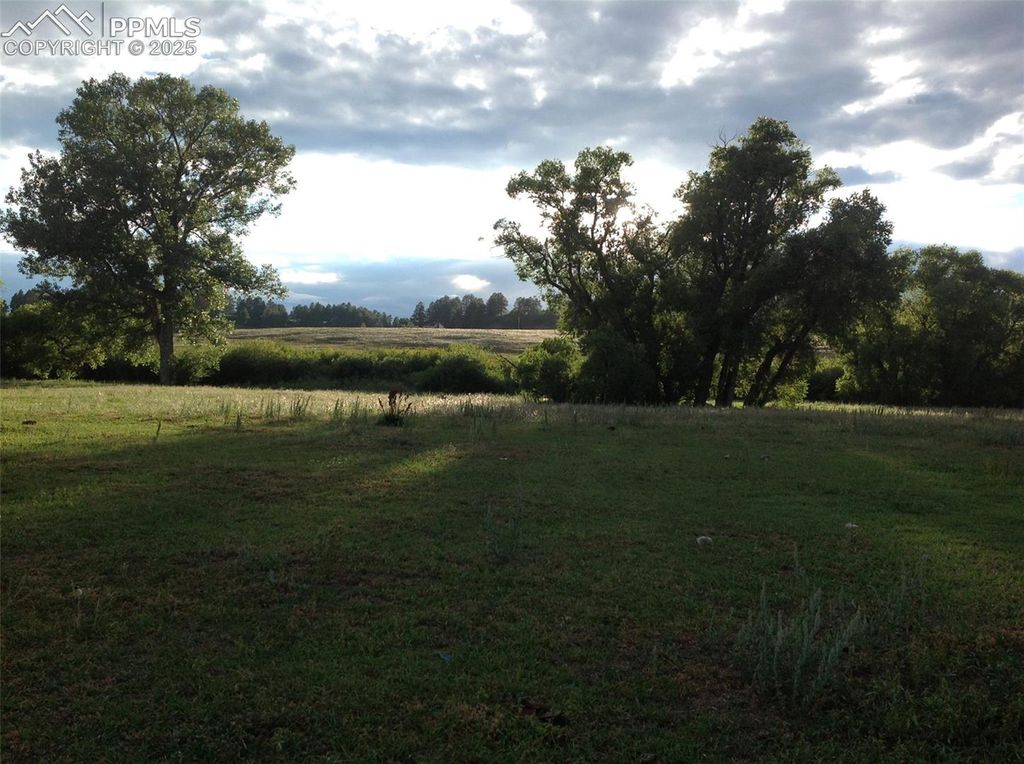 02 E Cherry Creek Road, Larkspur, CO 80118 — exterior