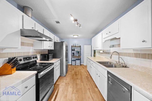 1448 Harrier Hollow, Hinesville, GA 31313