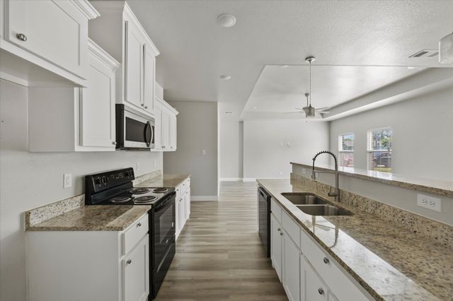 3802 College Street, Greenville, TX 75401
