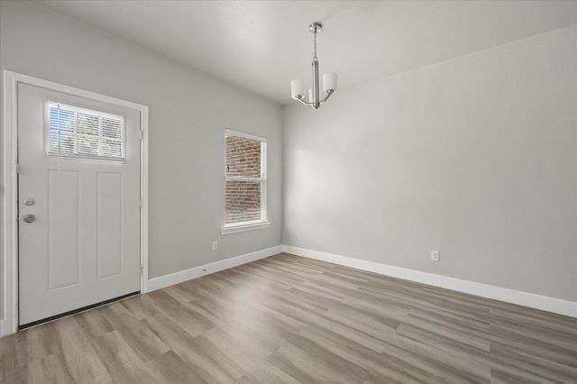3802 College Street, Greenville, TX 75401