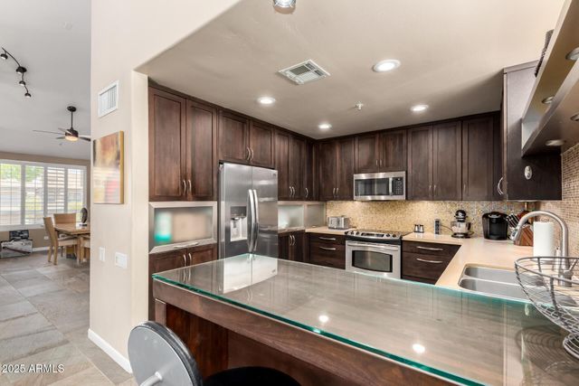 7400 E Gainey Club Drive Unit 203, Scottsdale, AZ 85258