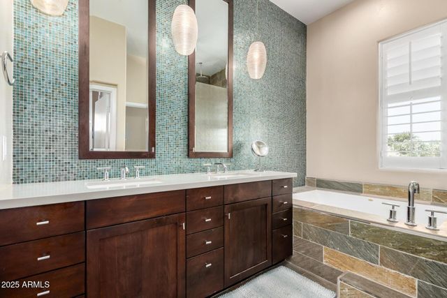 7400 E Gainey Club Drive Unit 203, Scottsdale, AZ 85258